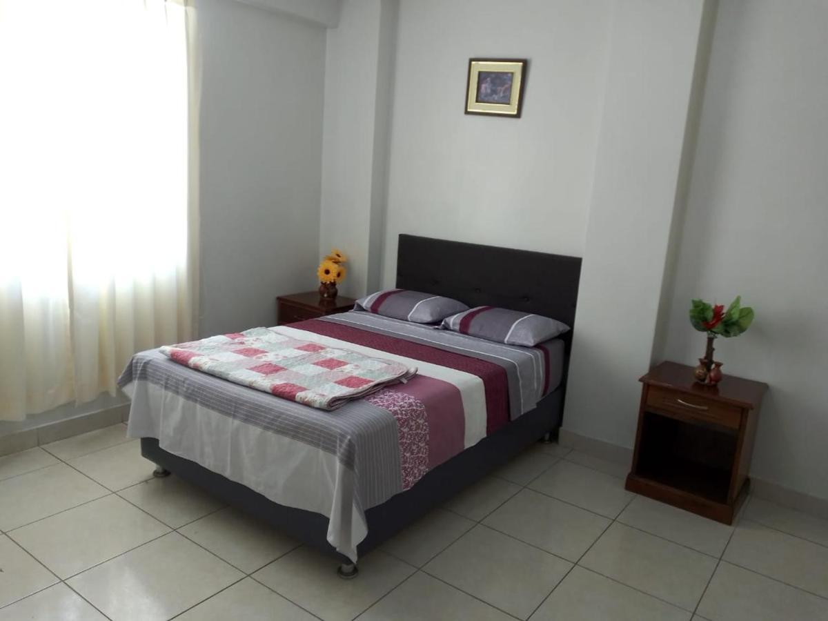 Hospedaje Residencial Los Fresnos - Miraflores Piura Esterno foto
